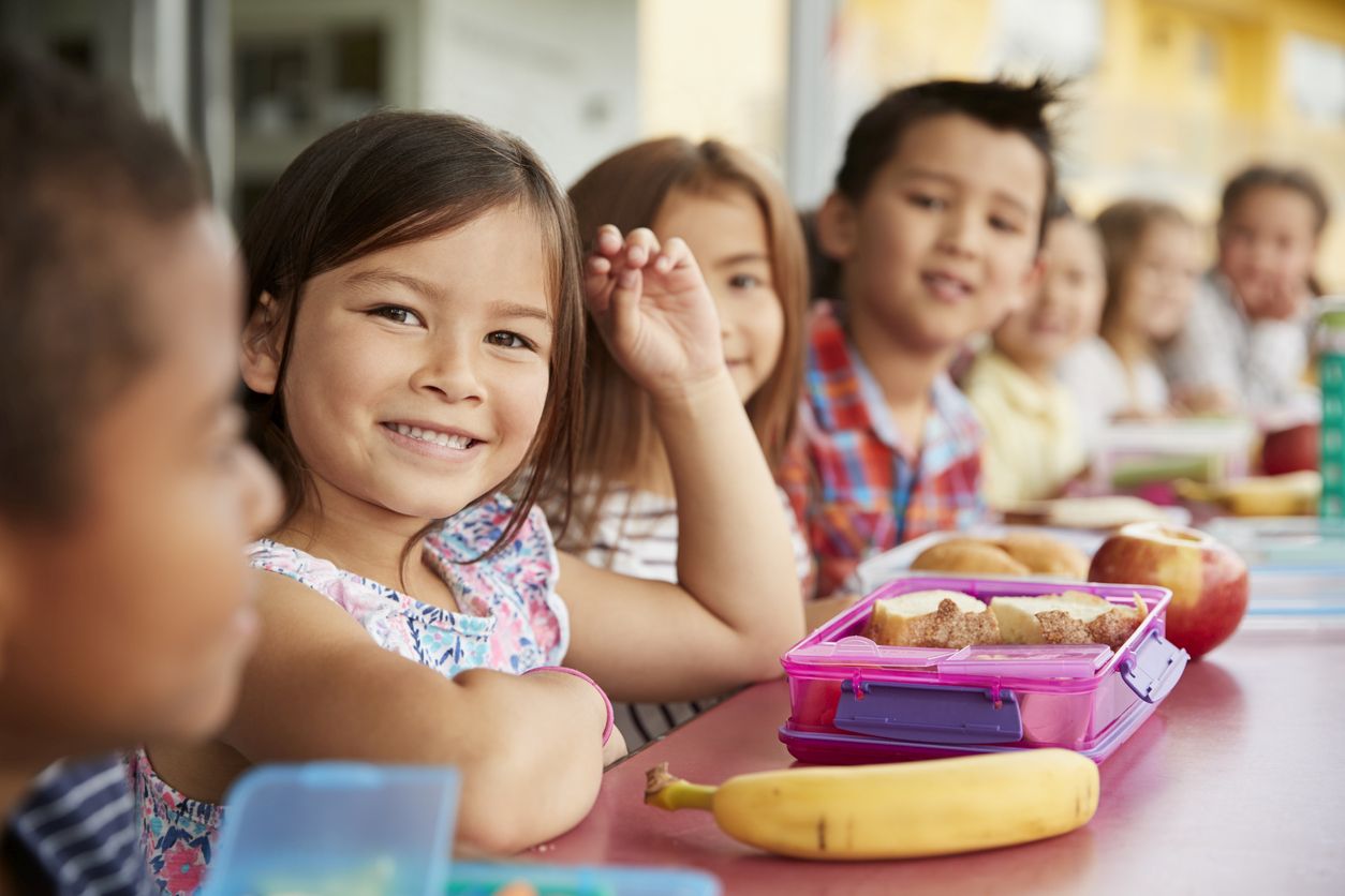 SouthEast Bank Makes $10,000 Donation to Help End Childhood Hunger in East Tennessee