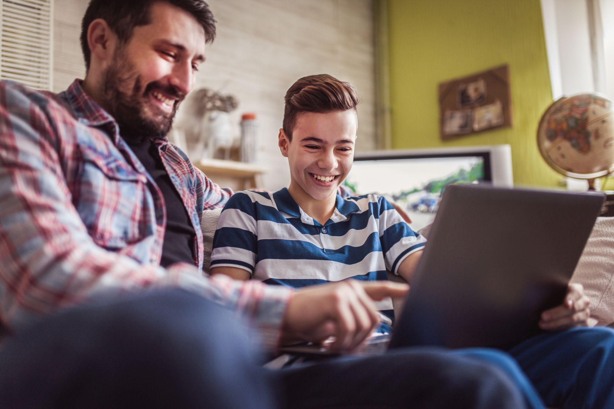 Teaching Your Teenager How to Open a Bank Account Online