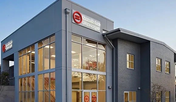 SouthEast Bank Boosts Financial Literacy Initiatives with $44,000 Donation to the Knoxville Area Urban League